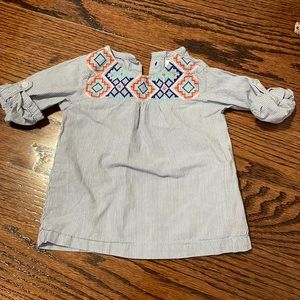 ⭐️SALE 3/$10❄️Seersucker 9 month old girls blouse